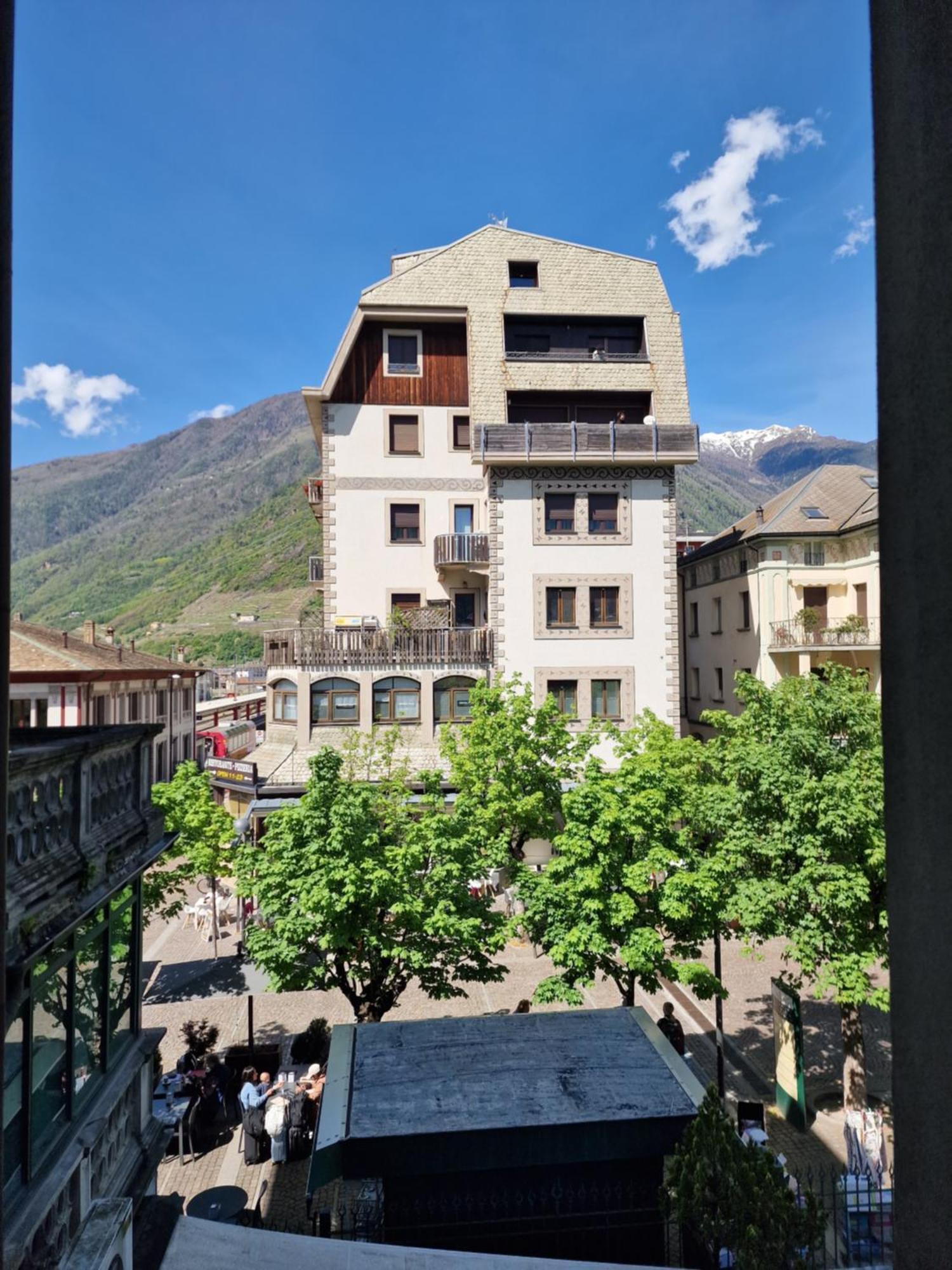 Bernina Station Center Apartment - Tirano Bagian luar foto