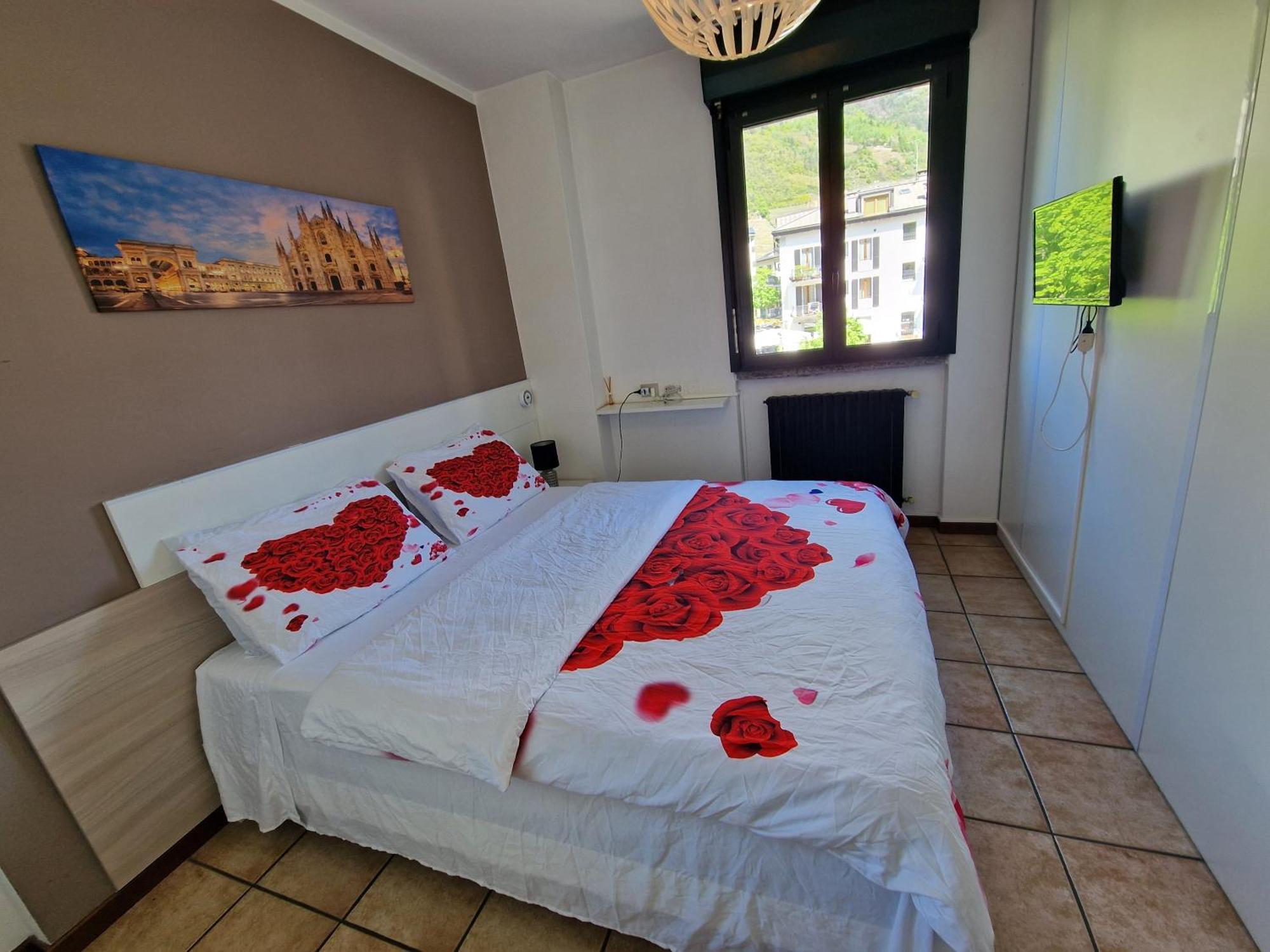 Bernina Station Center Apartment - Tirano Bagian luar foto