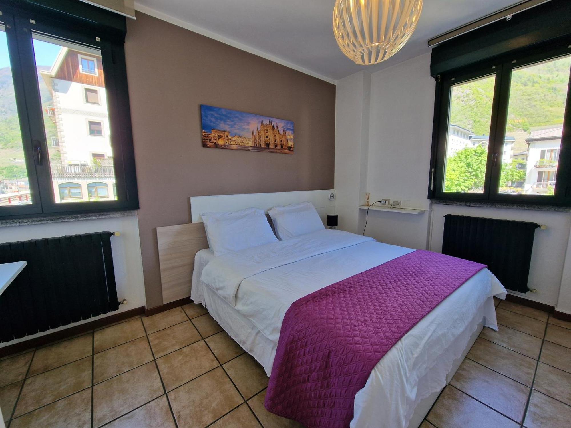 Bernina Station Center Apartment - Tirano Bagian luar foto